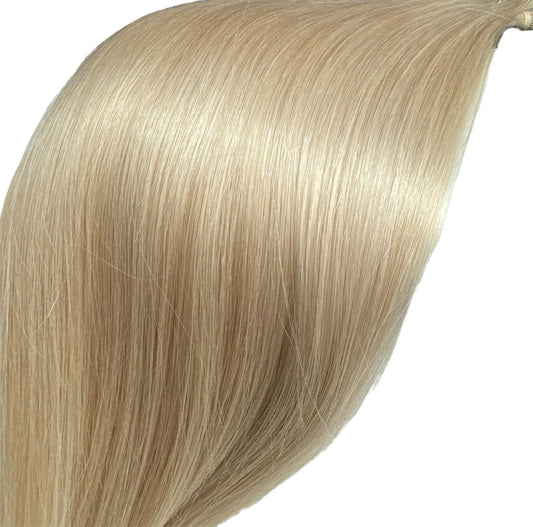 Tresse / Butterfly Invisible Weft  / Sand Blond / Breite 30cm / Länge 45cm /#60A