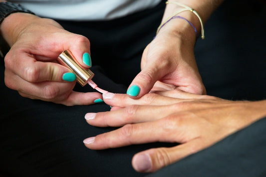 Shellack-Kurs: Ihr Einstieg in die professionelle Nagelpflege